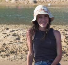 Profile picture for user Suellen Roberta Vasconcelos da Silva